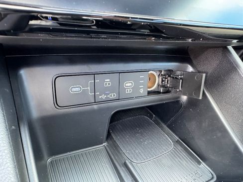 New 2025 Hyundai Santa Cruz Limited AWD/4WD image 26