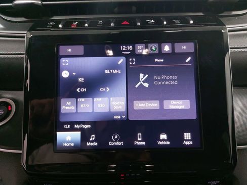 Used 2023 Jeep Grand Cherokee Laredo image 21