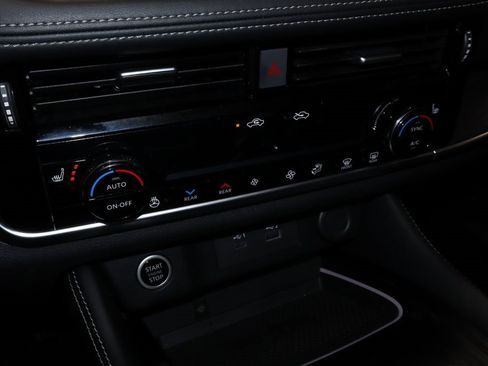 Certified 2023 Nissan Rogue Platinum w/ Platinum Premium Package image 32