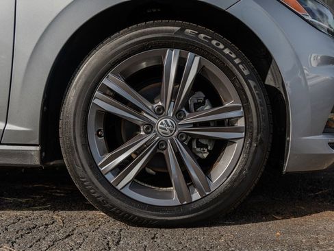 Used 2021 Volkswagen Jetta R-Line w/ R-Line Cold Weather Package image 10