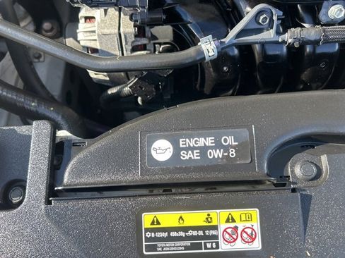 Used 2024 Toyota Corolla LE image 12