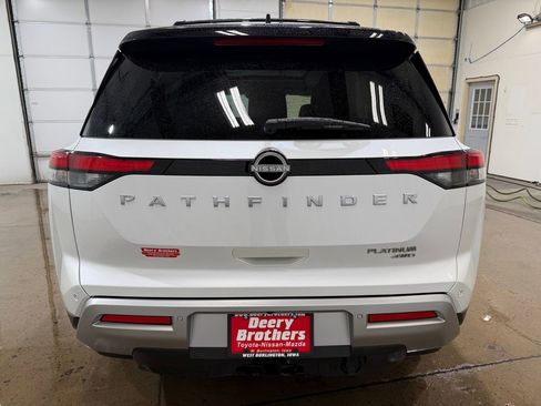 Used 2025 Nissan Pathfinder Platinum AWD/4WD image 6