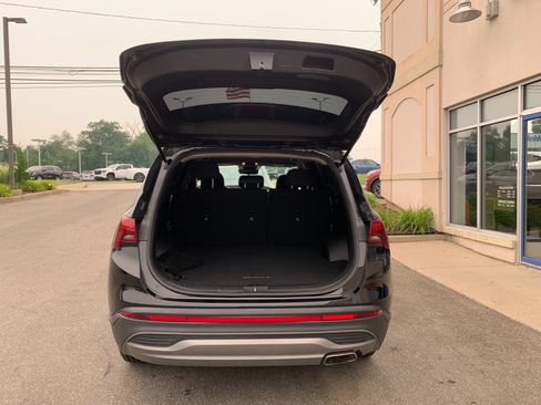 Used 2023 Hyundai Santa Fe SE AWD/4WD image 8
