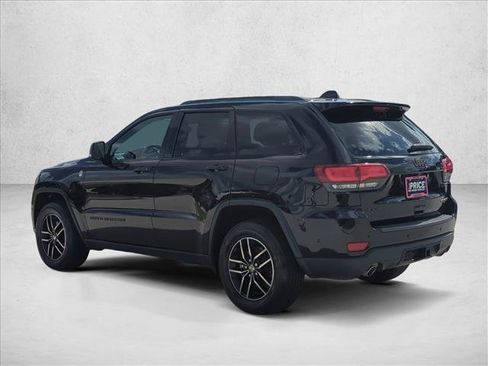 Used 2018 Jeep Grand Cherokee Trailhawk AWD/4WD image 8