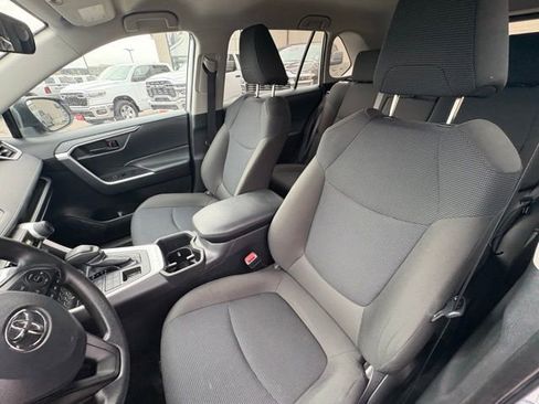 Used 2024 Toyota RAV4 LE AWD/4WD image 13