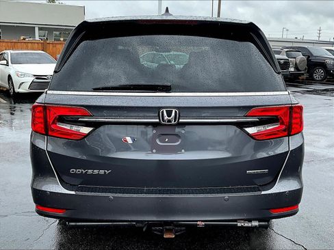Used 2023 Honda Odyssey Touring image 5