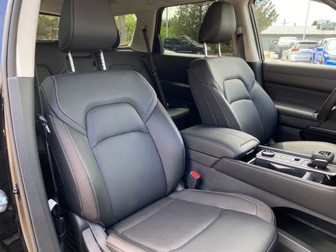 New 2026 Nissan Pathfinder SL AWD/4WD image 9