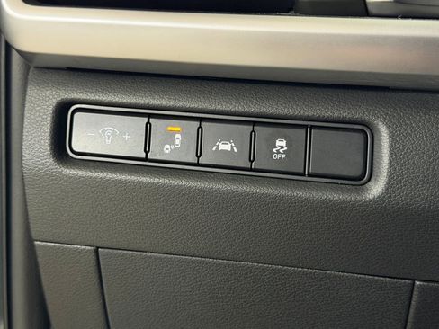 Used 2021 Kia Telluride LX FWD image 15