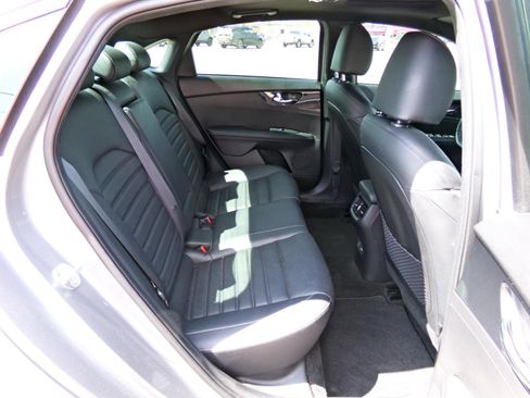 Used 2024 Kia Forte GT-Line w/ GT-Line Premium Package image 15