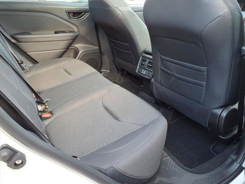 Certified 2025 Subaru Forester Premium image 9