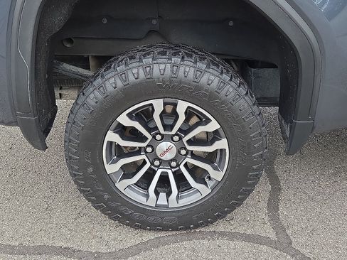 Used 2021 GMC Sierra 1500 AT4 w/ AT4 Value Package AWD/4WD image 7