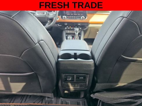 Used 2025 GMC Canyon AT4 w/ Technology Plus Package image 21