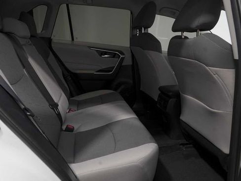 Used 2021 Toyota RAV4 XLE Premium AWD/4WD image 16