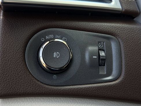 Used 2012 Cadillac SRX Performance FWD image 22