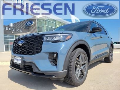 New 2025 Ford Explorer ST-Line w/ Premium Package
