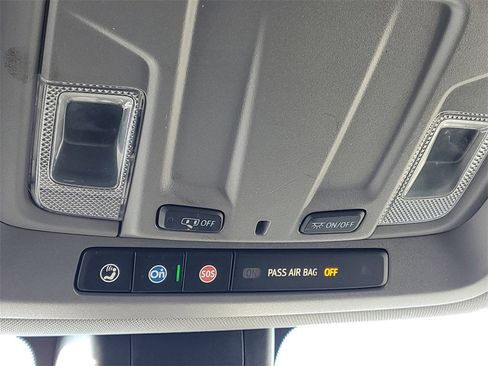 Used 2022 Chevrolet Silverado 1500 Custom Trail Boss w/ Safety Confidence Package image 28