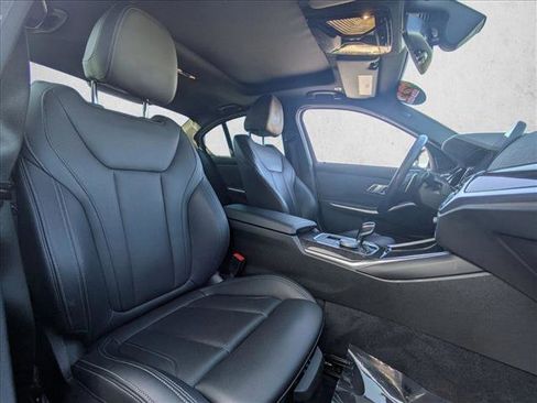 Used 2022 BMW 330i 330i w/ Driving Assistance Package image 19