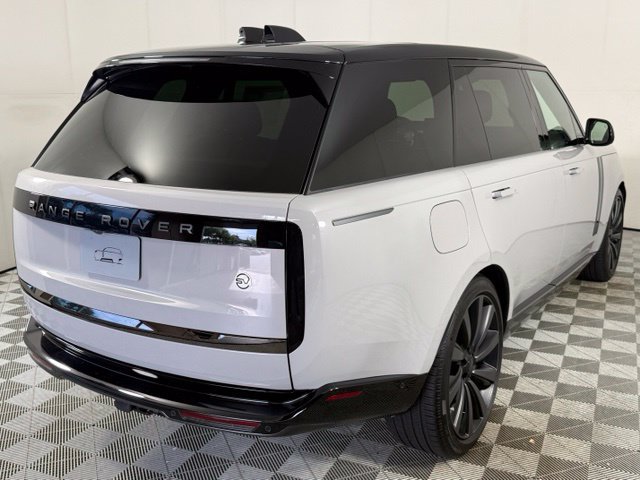 New 2026 Land Rover Range Rover SV AWD/4WD image 8