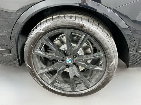 New 2026 BMW X7 xDrive40i w/ Executive Package image 23