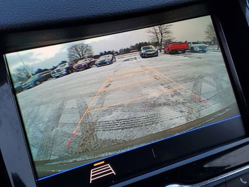 Used 2022 Chevrolet Trax LT w/ Driver Confidence Package image 22