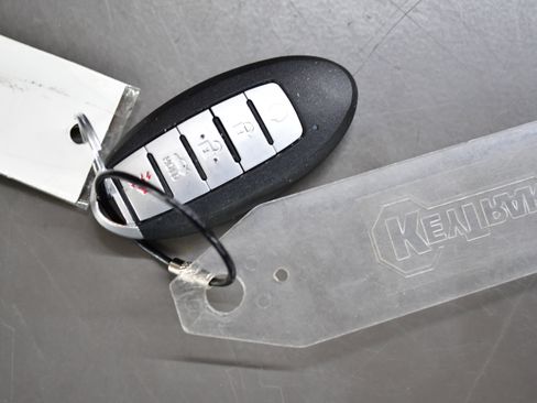 Used 2025 Nissan Altima 2.5 SV FWD image 32