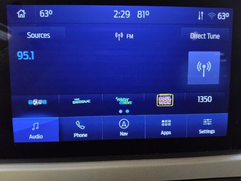 Used 2022 Ford Escape SE w/ SE Sport Appearance Package FWD image 25
