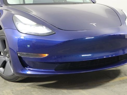 Used 2023 Tesla Model 3 Standard Range RWD image 43