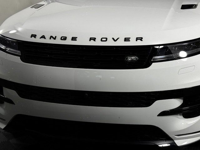 New 2026 Land Rover Range Rover Sport Dynamic SE AWD/4WD image 12