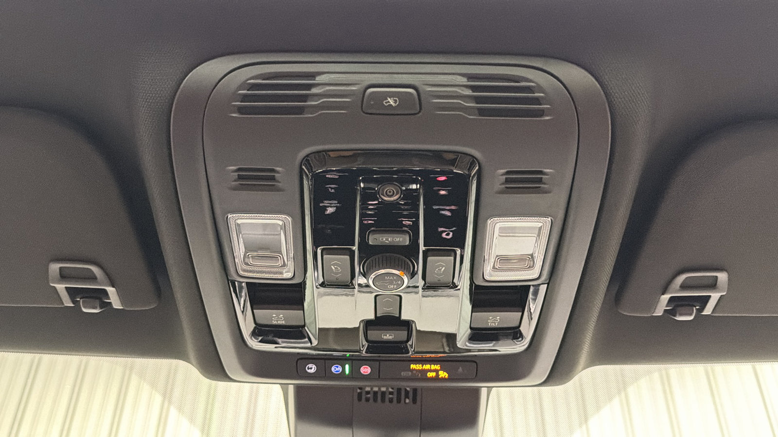 Used 2026 GMC Yukon XL Denali Ultimate w/ LPO, Floor Liner Package AWD/4WD image 43