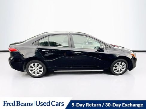 Used 2024 Toyota Corolla LE FWD image 11