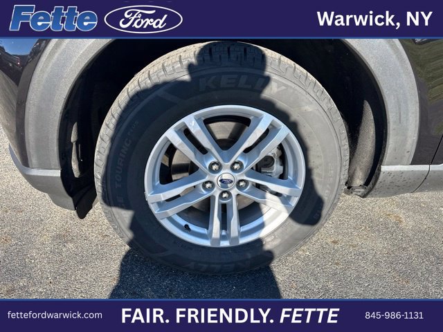 Certified 2024 Ford Explorer XLT AWD/4WD image 2