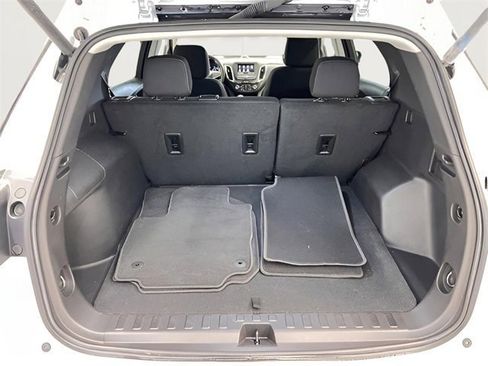 Certified 2024 Chevrolet Equinox LT image 9