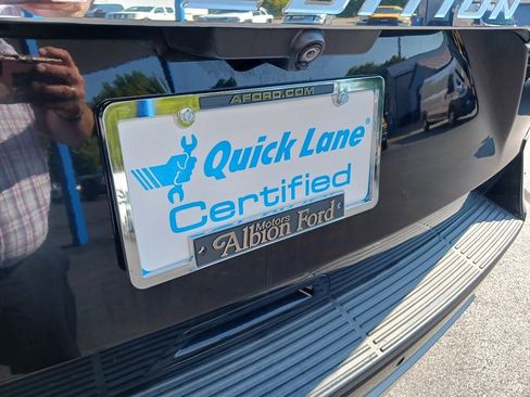 Used 2021 Ford Expedition Max Limited image 13