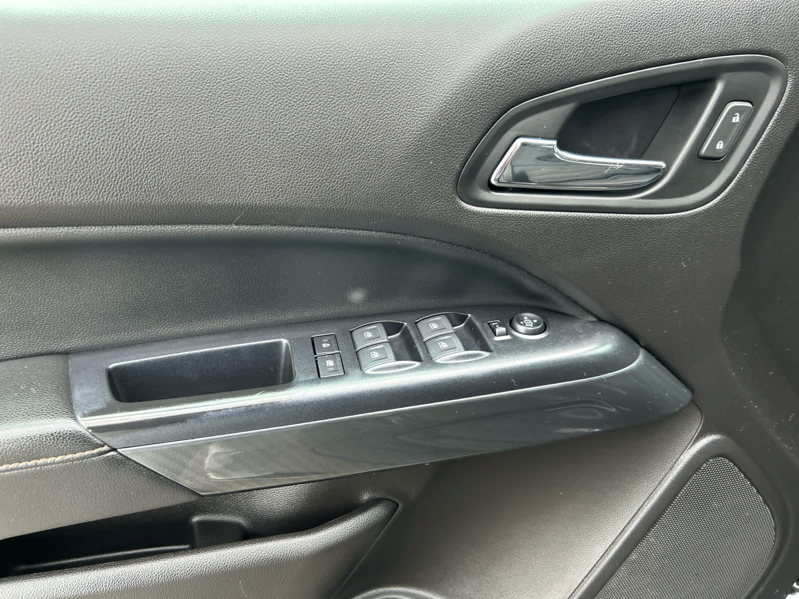 Used 2021 GMC Canyon AT4 AWD/4WD image 9