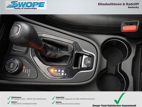 Used 2019 Jeep Cherokee Overland image 19