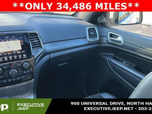 Used 2022 Jeep Grand Cherokee Laredo X image 23