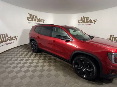 Used 2025 GMC Acadia Elevation w/ Black Edition image 2