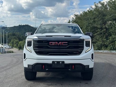 Used 2022 GMC Sierra 1500 AT4 w/ AT4 Preferred Package AWD/4WD image 33