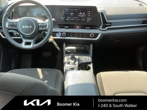 Used 2024 Kia Sportage LX FWD image 15