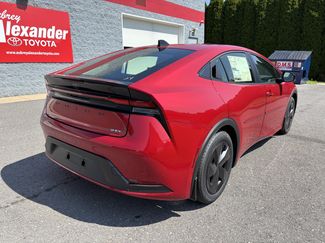 New 2026 Toyota Prius LE FWD video 3