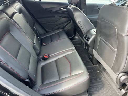 Used 2022 Chevrolet Equinox RS w/ RS Leather Package image 16