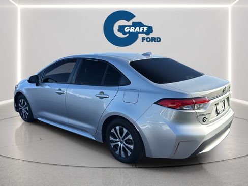 Used 2022 Toyota Corolla LE FWD image 11
