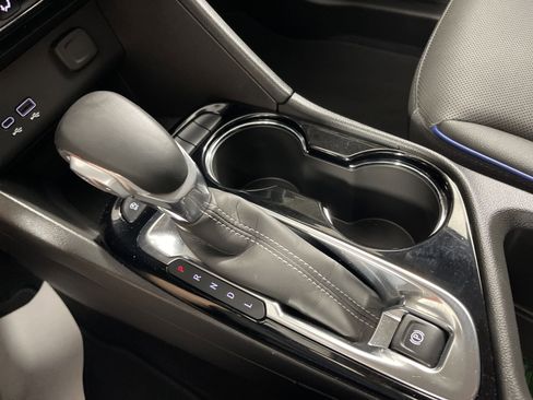 Used 2025 Buick Encore GX Sport Touring image 24