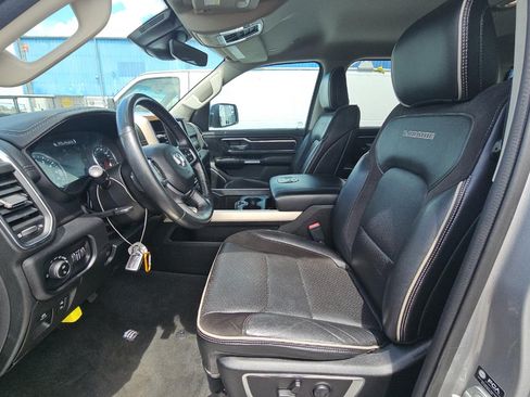 Used 2022 RAM 1500 Laramie AWD/4WD image 4