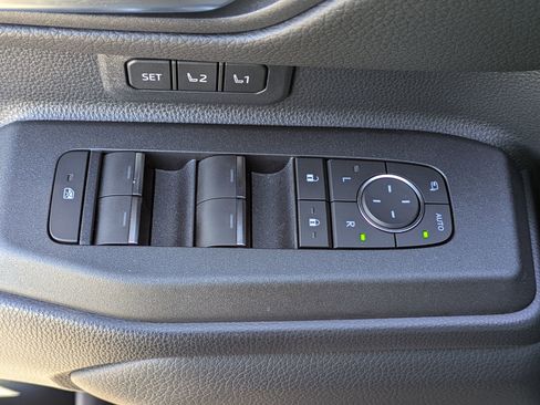 Used 2024 Toyota Land Cruiser image 20