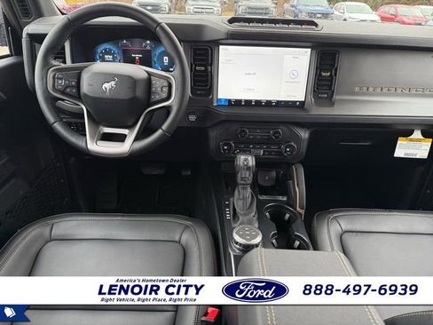 New 2025 Ford Bronco Badlands w/ Sasquatch Package image 15