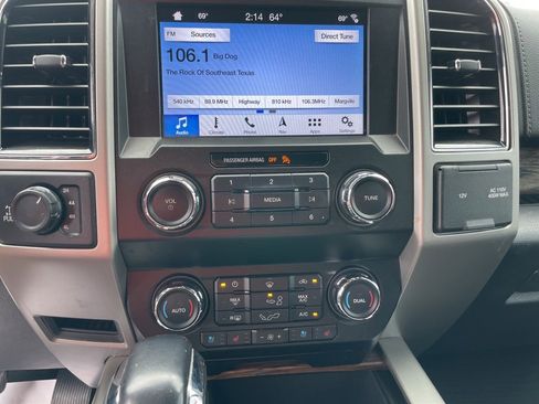 Used 2019 Ford F150 Lariat w/ FX4 Off-Road Package image 19