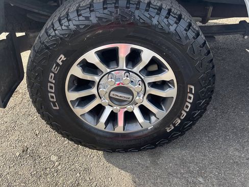 Used 2022 Ford F250 XL w/ STX Appearance Package image 25