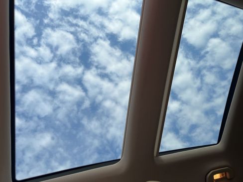 Used 2019 Mercedes-Benz GLS 450 4MATIC image 26