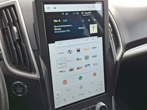 Certified 2022 Ford Edge SEL w/ Sport Appearance Package image 16